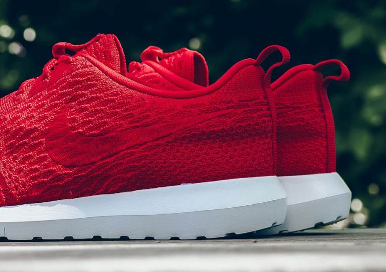 Nike’s Latest Flyknit Roshe Goes Solid Red