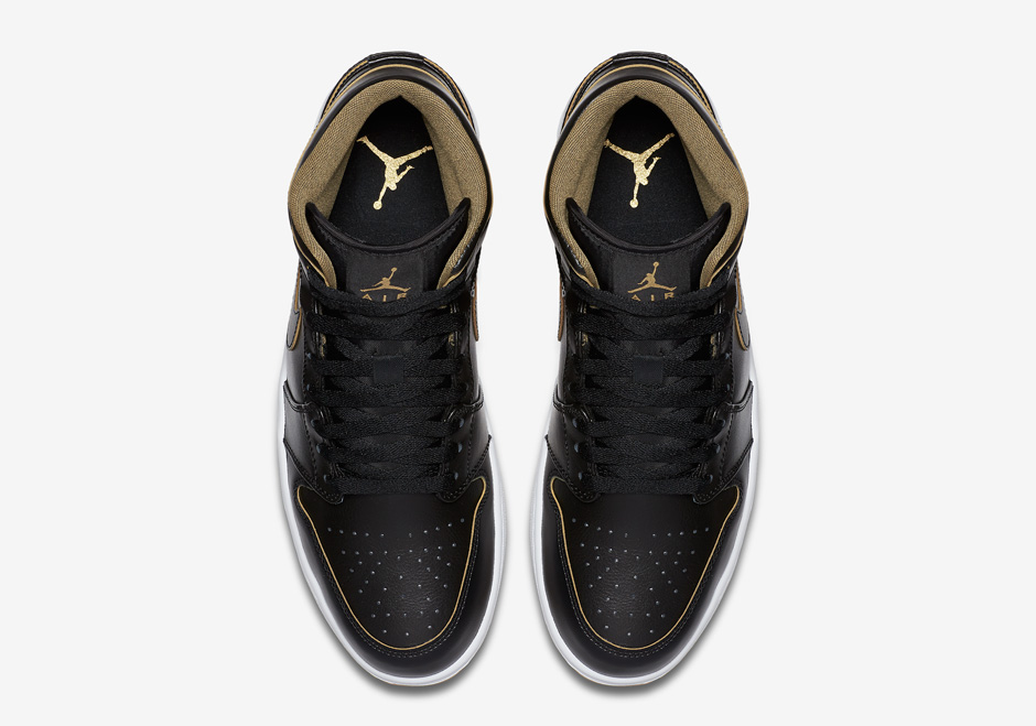 Air Jordan 1 Black Gold Kids Release 04