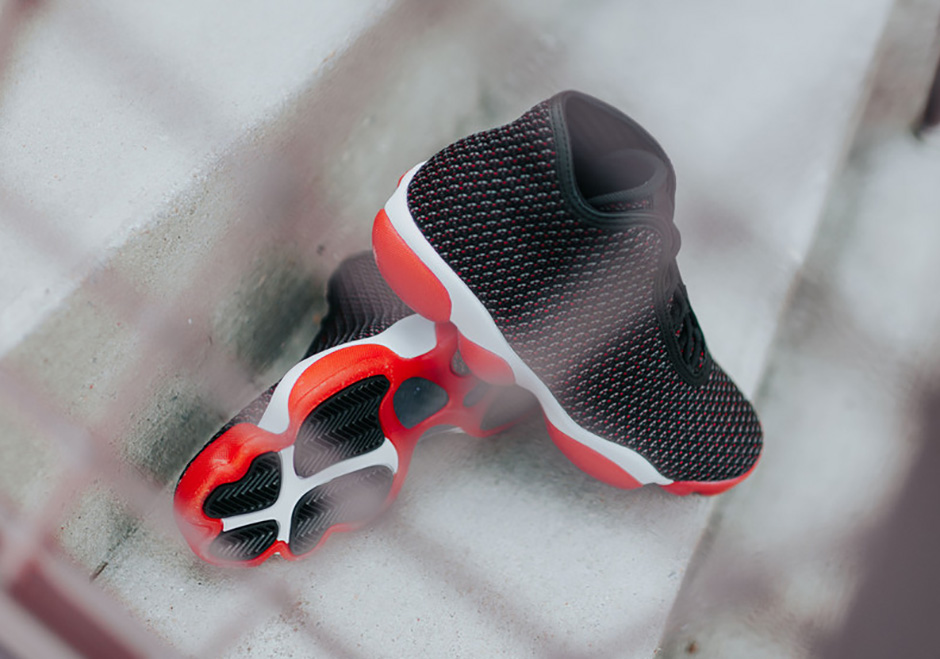 Air Jordan Horizon Bred Available 07