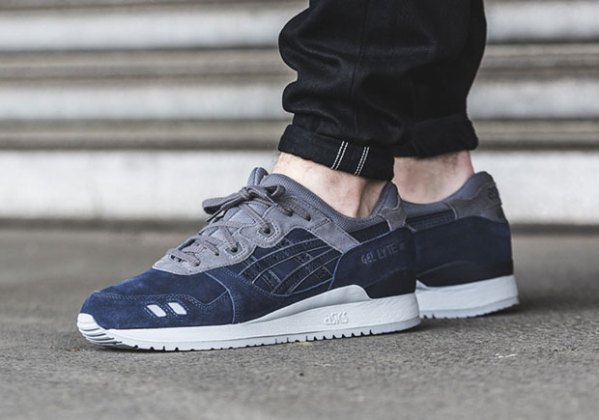 An ASICS GEL-Lyte III Made For Georgetown Fans - SneakerNews.com