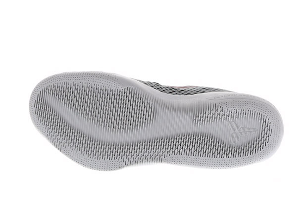 Kobe 11 No Flyknit Release 03