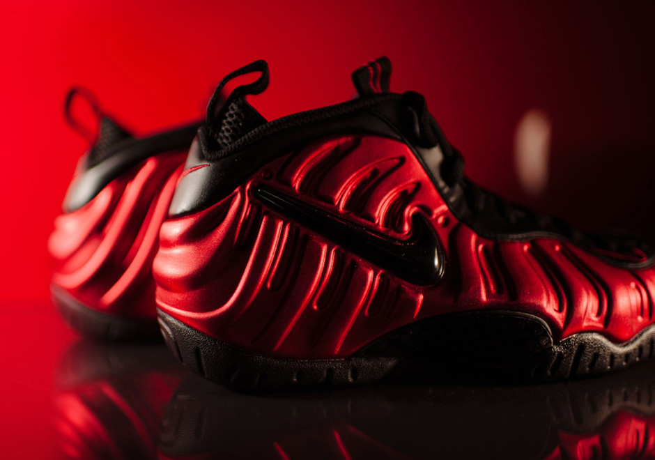 varsity red foamposite