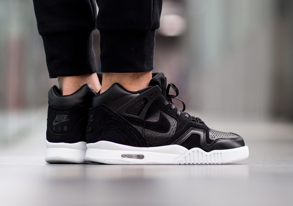 Nike Laser-Cuts The Air Tech Challenge II