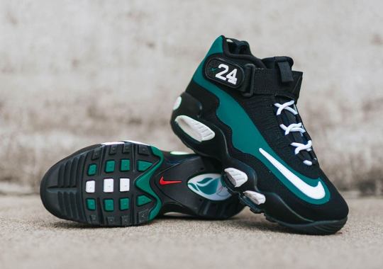 Nike Brings Back Original Colorways Of The Air Griffey Max 1