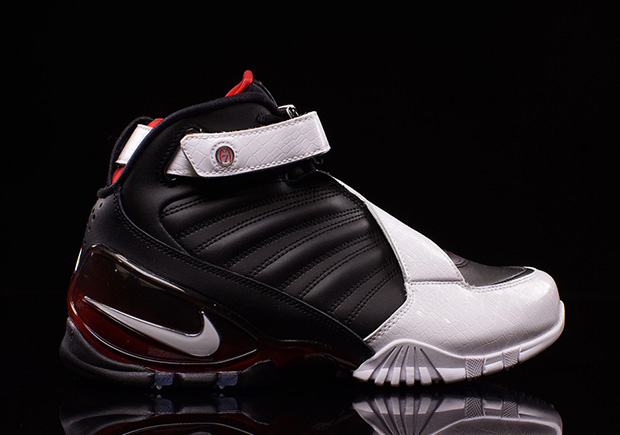 Is the Nike Zoom Vick 1 Michael Vick's Next Retro?