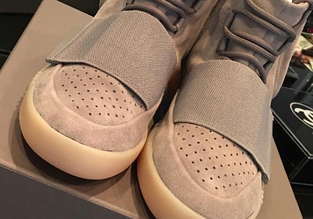 Best Look Yet At The Glow-In-The-Dark adidas Yeezy Boost 750