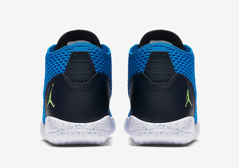 Jordan Reveal Photo Blue Ghost Green 834064-406 | SneakerNews.com