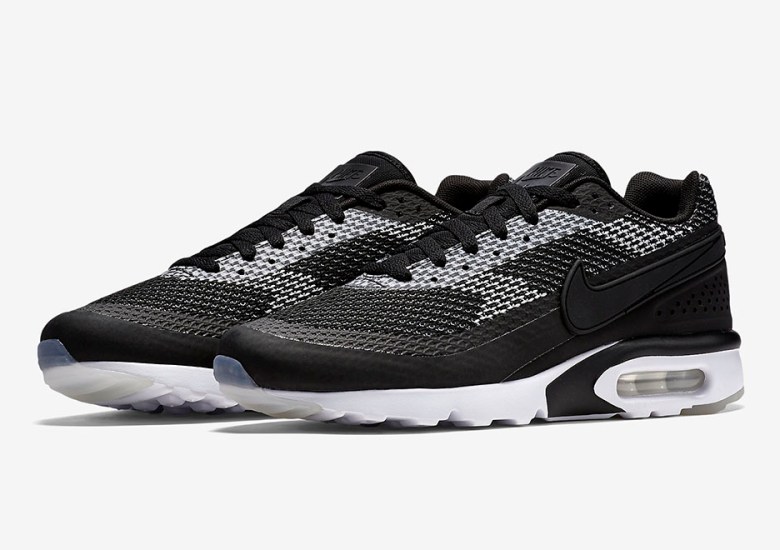 The Latest Nike Air Max BW Jacquard Goes For The 