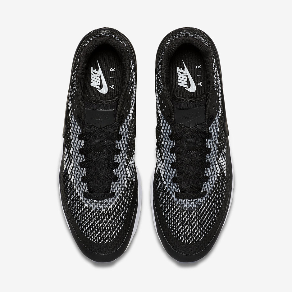 The Latest Nike Air Max BW Jacquard Goes For The 