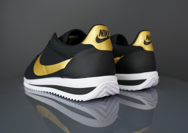 Here’s Your Chance To Cop The Nike Shoes Worn By Bruno Mars At SuperBowl 50