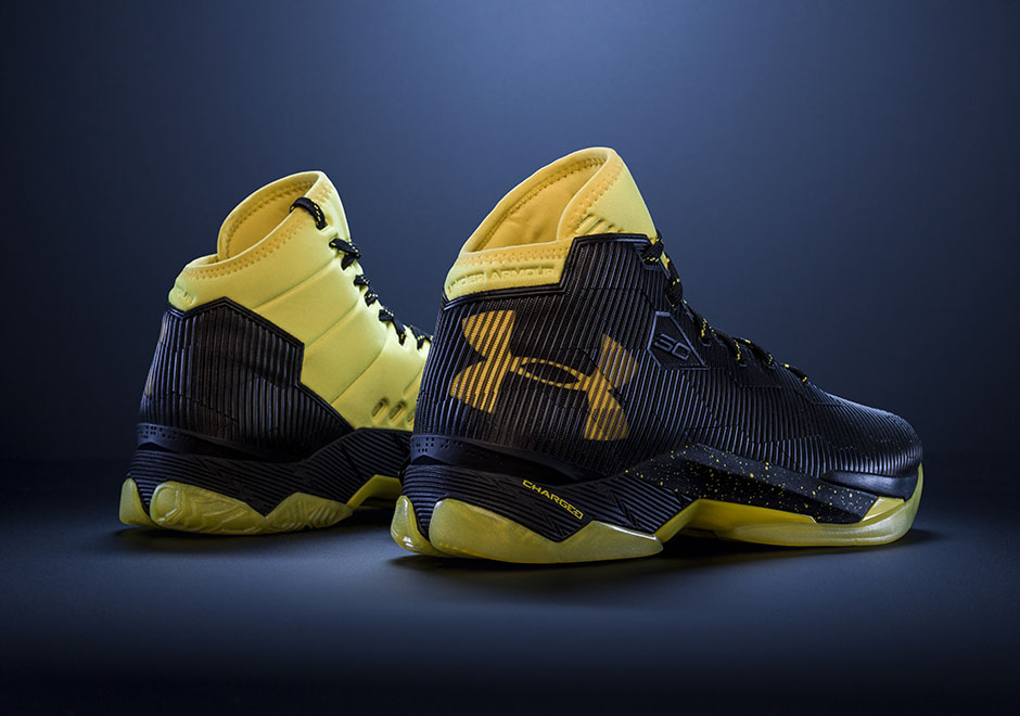 Under Armour Curry 2.5 Black Taxi 2