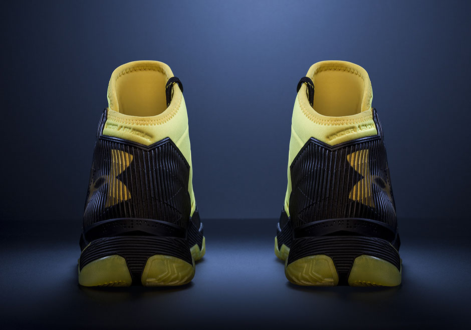 Under Armour Curry 2.5 Black Taxi 4