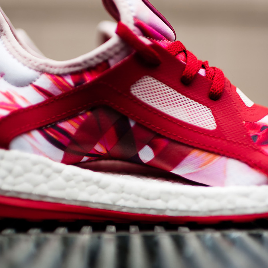 Adidas Wmns Pure Boost X Power Red 08