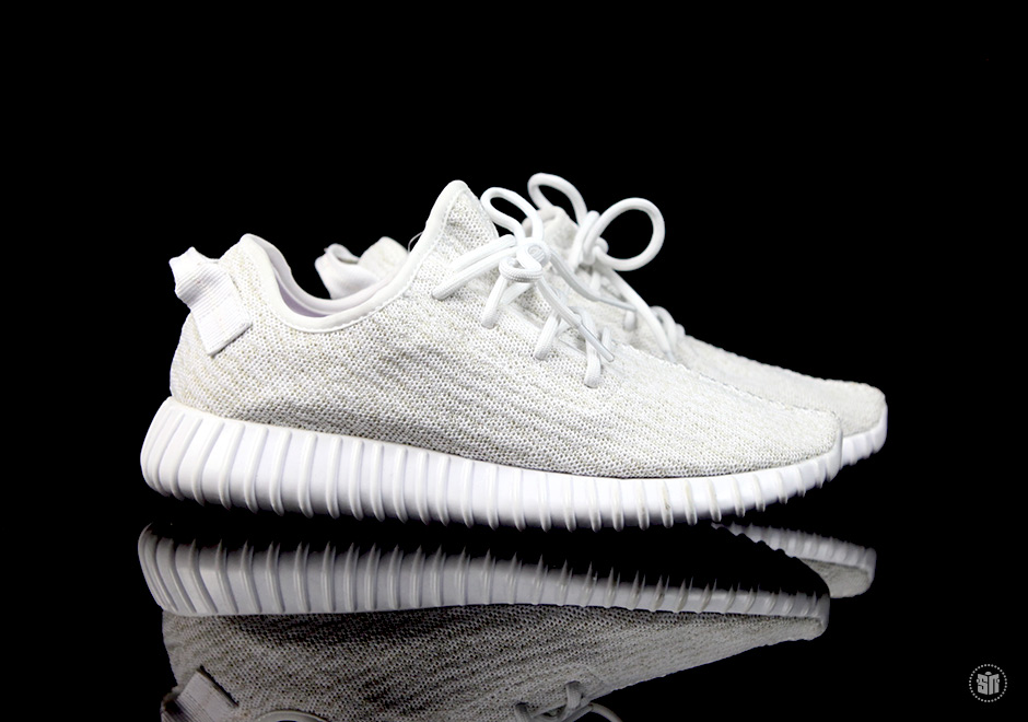 yeezy boost 350 v1 triple white