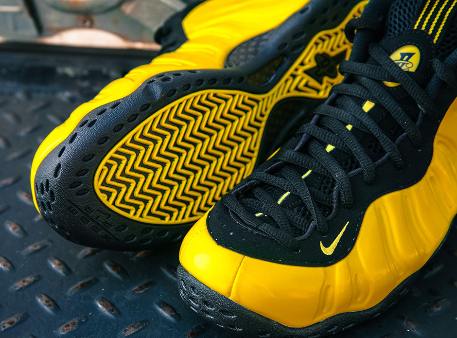 Nike on sale foamposite yellow