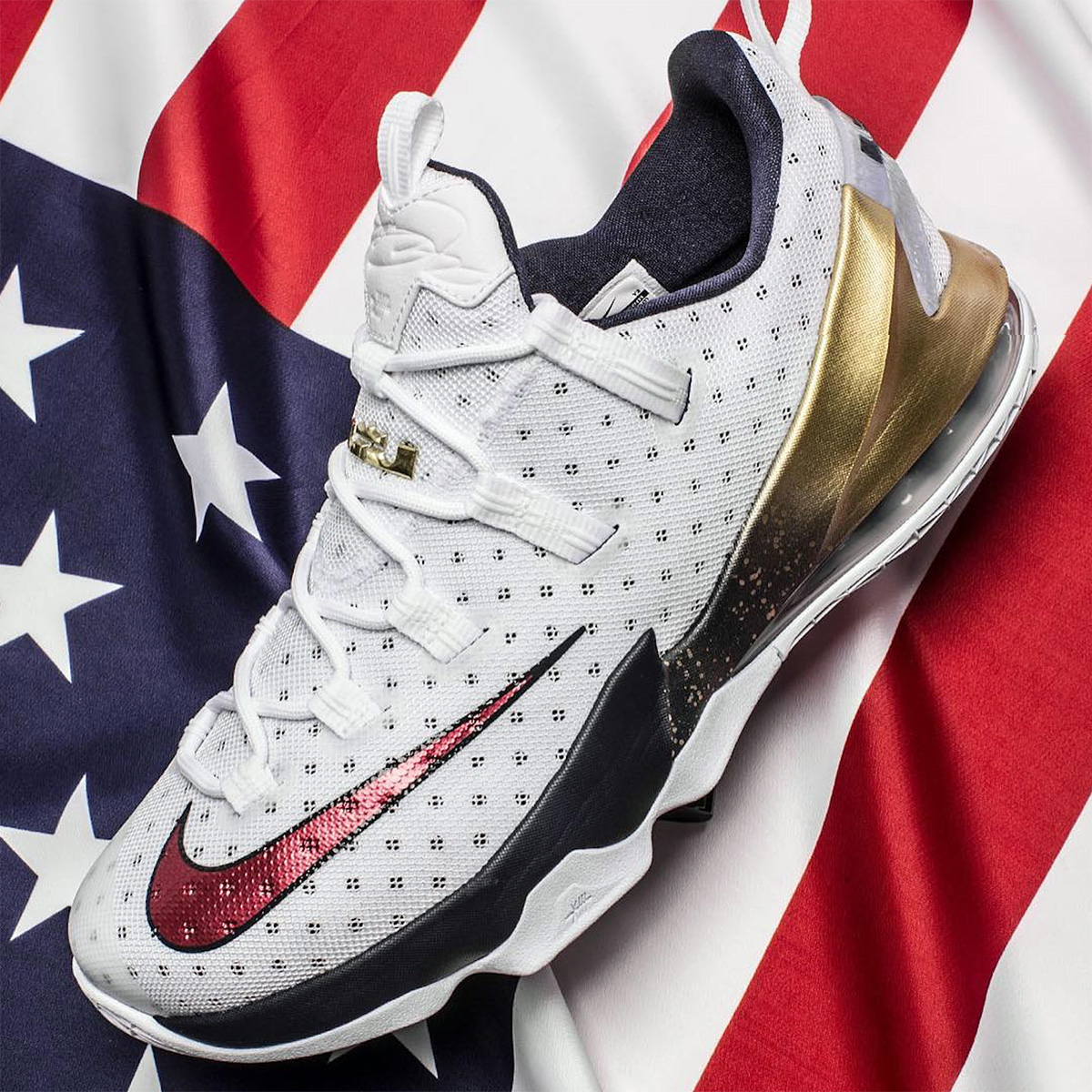 Lebron 13 Low Usa Detailed Look 2