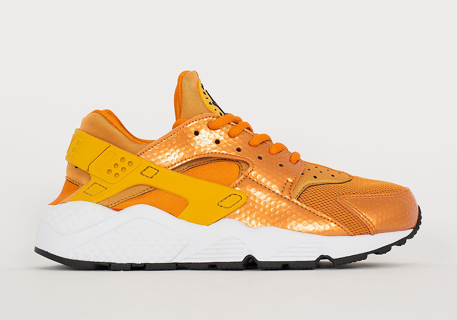 gold nike air huarache