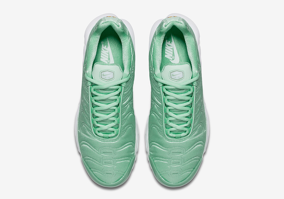 Nike Creates Hawaii-Inspired Lunar Force 1s for Marcus Mariota Summer Satin Pack 05