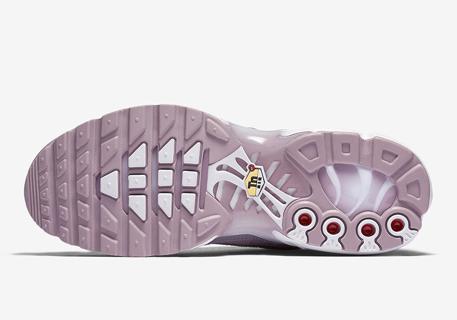 Nike Air Max Plus Summer Satin Pack 14