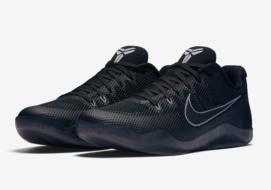 Nike Kobe 11 Black Metallic Silver 1