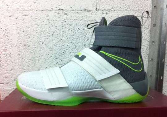 nike Triple lebron soldier 10 dunkman 01