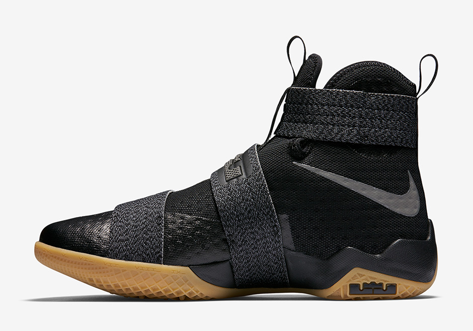 Nike Zoom Lebron Soldier 10 Black Gum Strive For Greatness 03