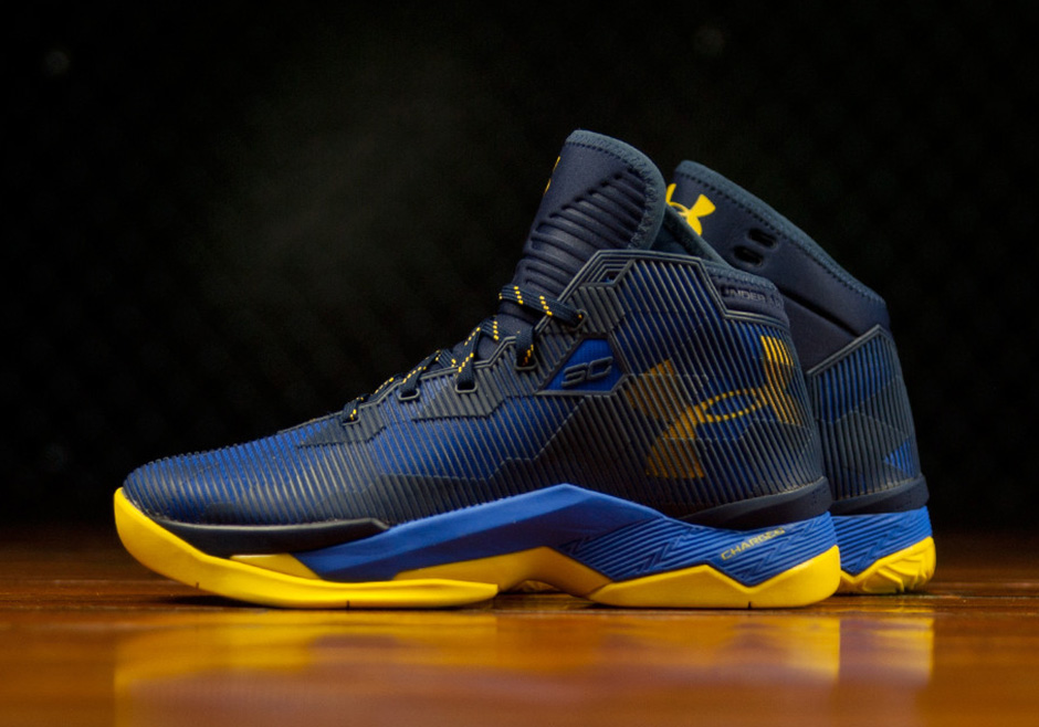 Under Armour Steph Curry Shoes 2.5