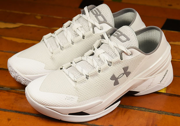 all white curry 2 low