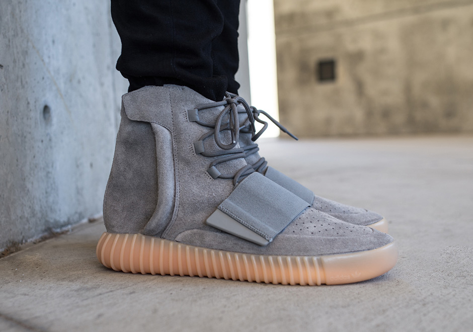 yeezy 750 grey white