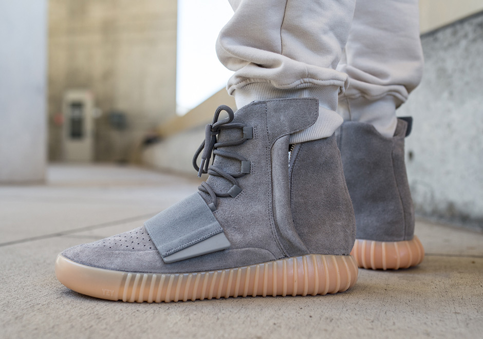Memory confirm racket Here's What The adidas Yeezy Boost 750 "Grey/Gum" Looks Like On-Feet -  SneakerNews.com