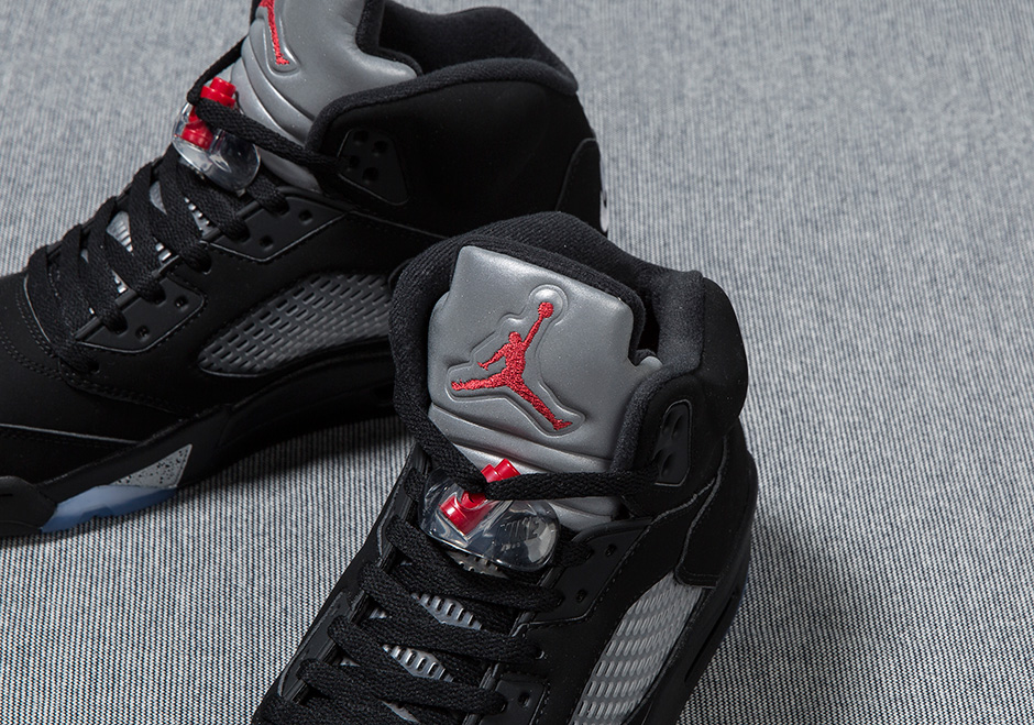 Air Jordan 5 Og Black Metallic Detailed Photos 03