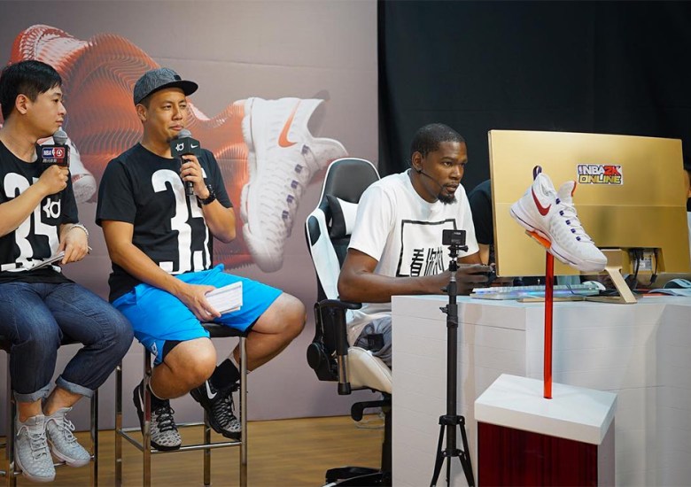 Kevin Durant Is In China Playing NBA 2K Online With Fans