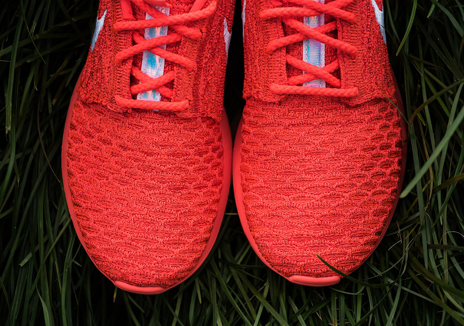 Nike Roshe Run Flyknit Bright Crimson 06
