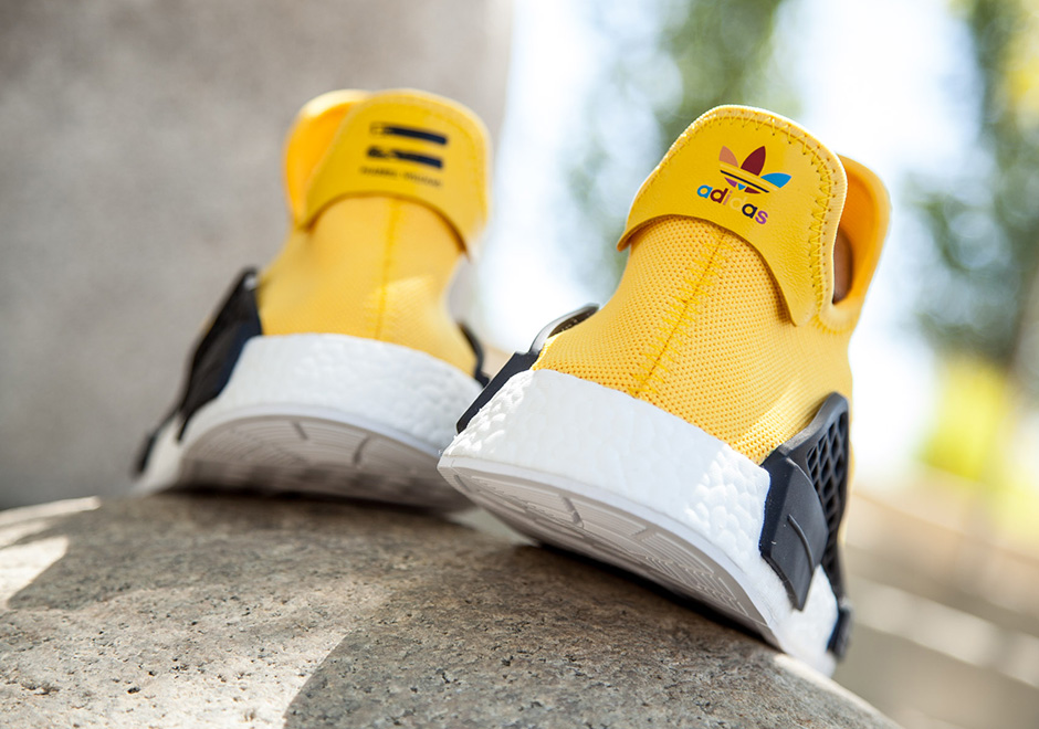 Human race yellow shoelaces online