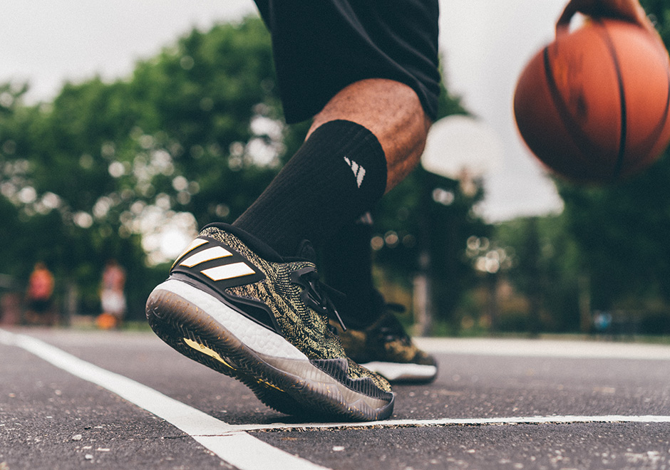 adidas Crazylight Boost 2016 Is Better Than Ever in Black \u0026 Gold James  Harden PE - SneakerNews.com