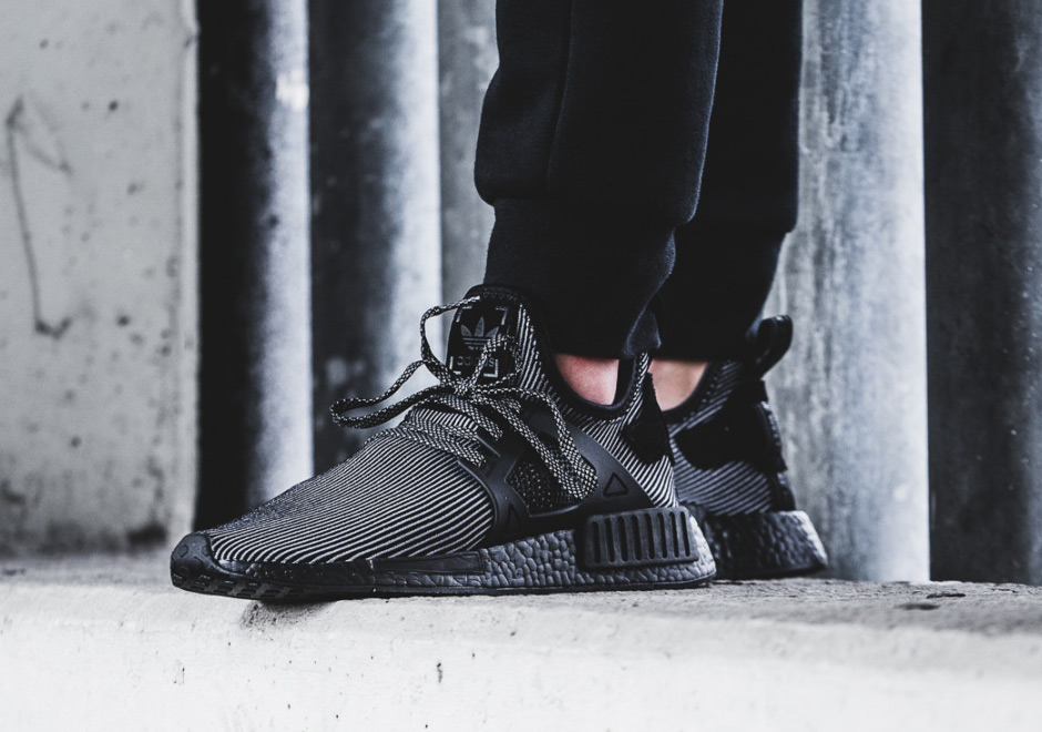 adidas boost nmd xr1