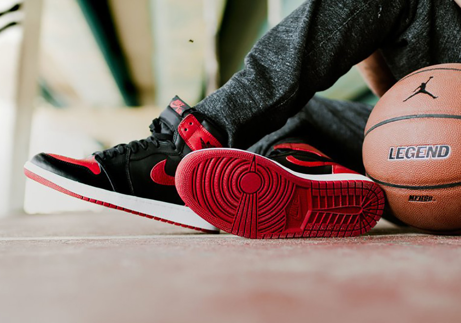 Air Jordan 1 Banned Full Release Details 07