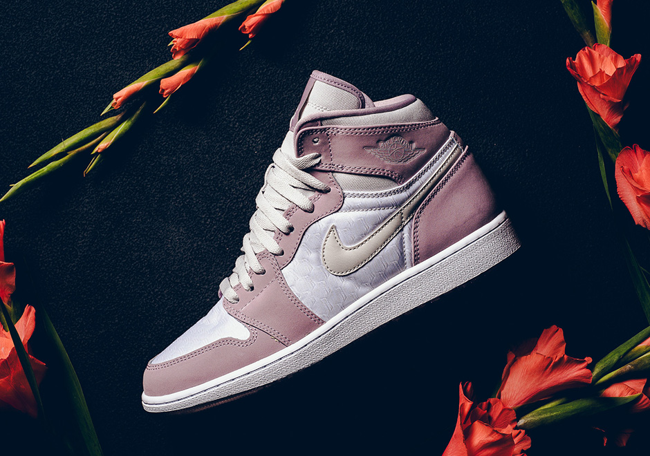 Nike heiress collection hotsell