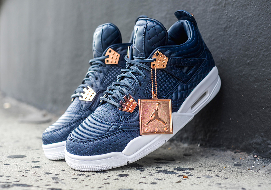 Jordan 4 Premium Blue White 3