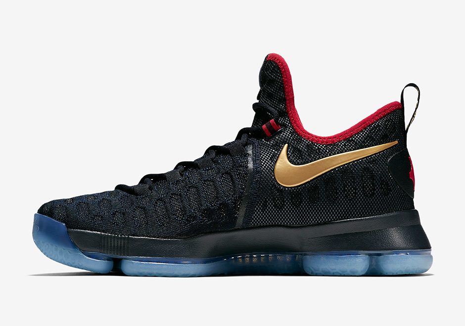 kd 9 black and gold