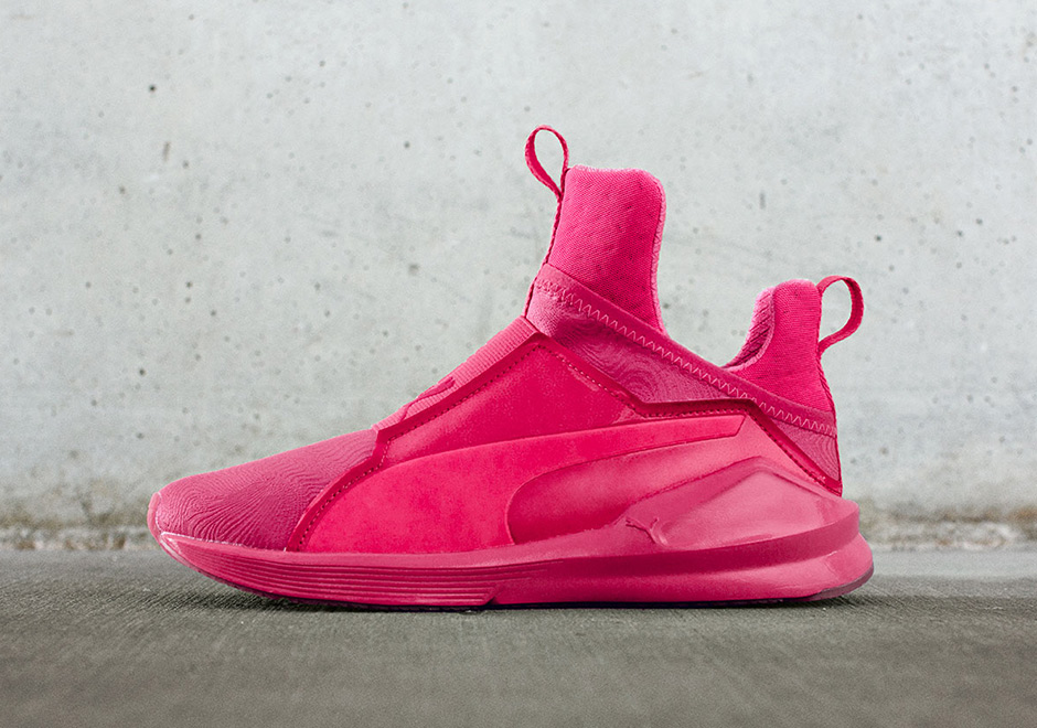 hot pink pumas