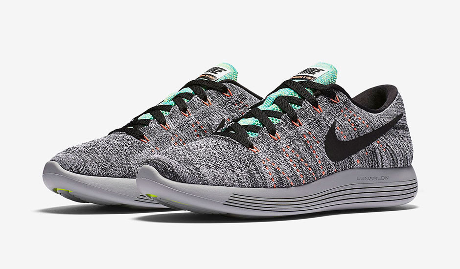 nike-flyknit-lunarepic-low-843764_100_e_prem