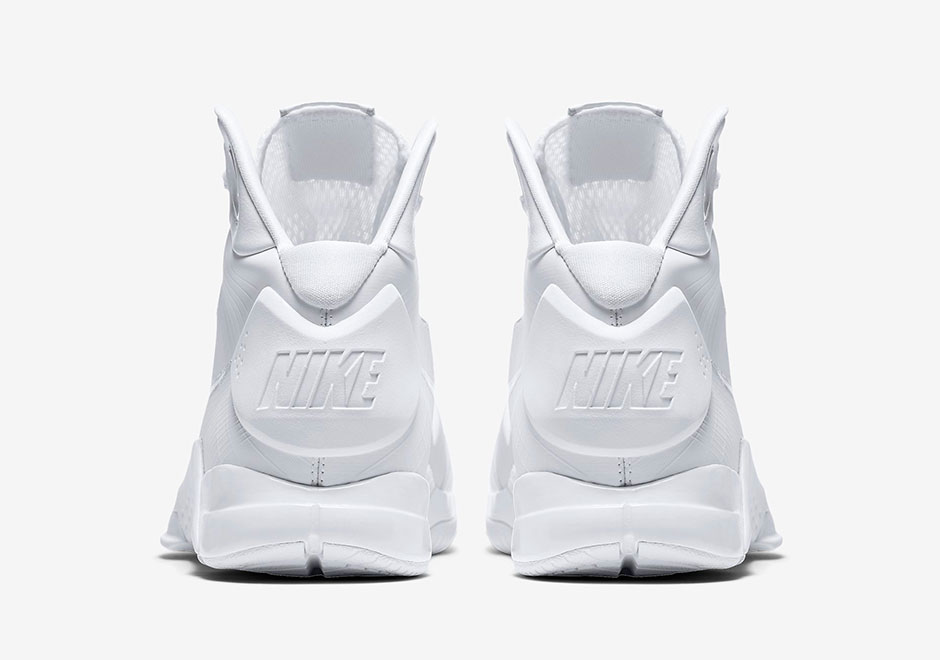 Nike Hyperdunk 08 Retro White 820321-100 | SneakerNews.com