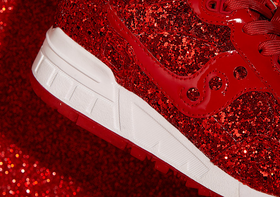 red glitter saucony