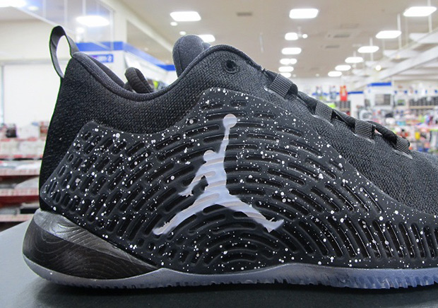 Chris Paul Jordan CP3 X First Look | SneakerNews.com