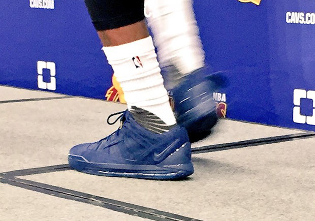 Lebron 3 Low Blue Cavs Media Day 2