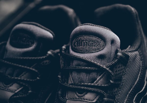 Nike Air Max 95 Triple Black 609048-092 | SneakerNews.com