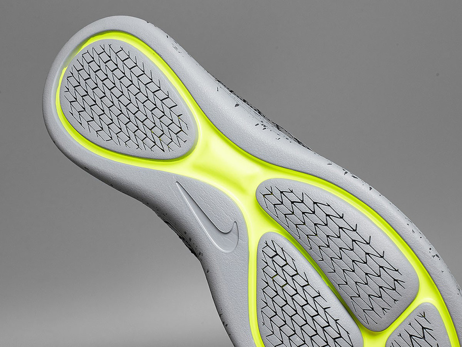 Nike Lunarepic Flyknit Shield Wmns Release 04