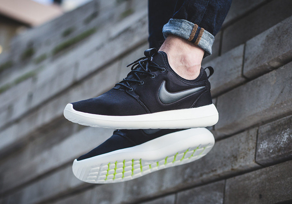 nike roshe two discontinued