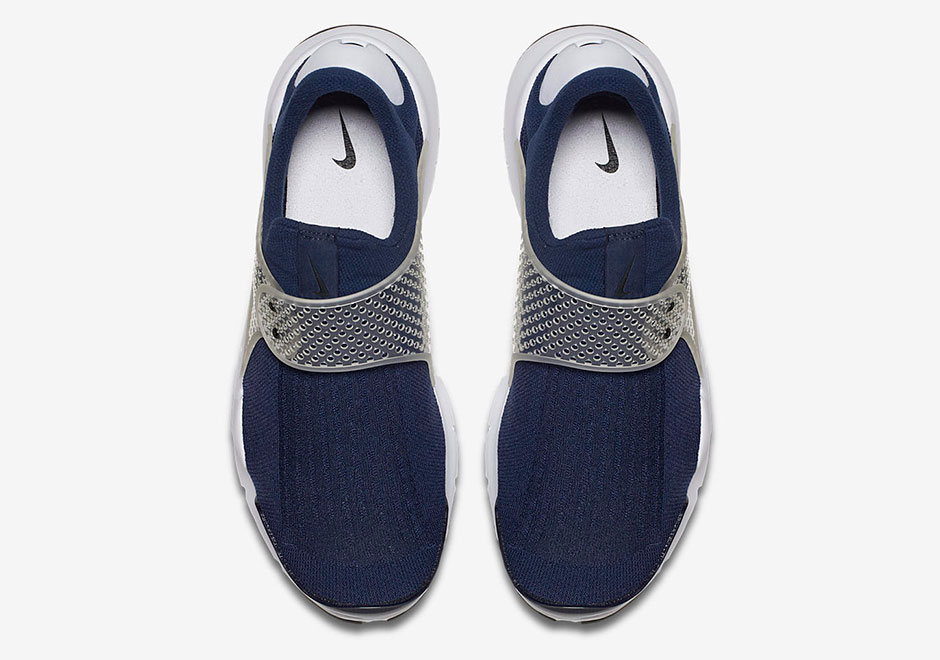 nike sock dart navy white 5